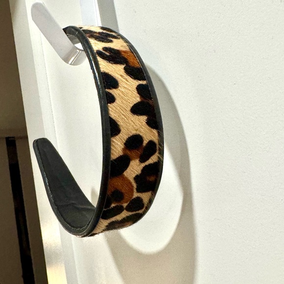 Leopard Print Leather Headband. Extremely high quality very rarely used - Picture 4 of 4
